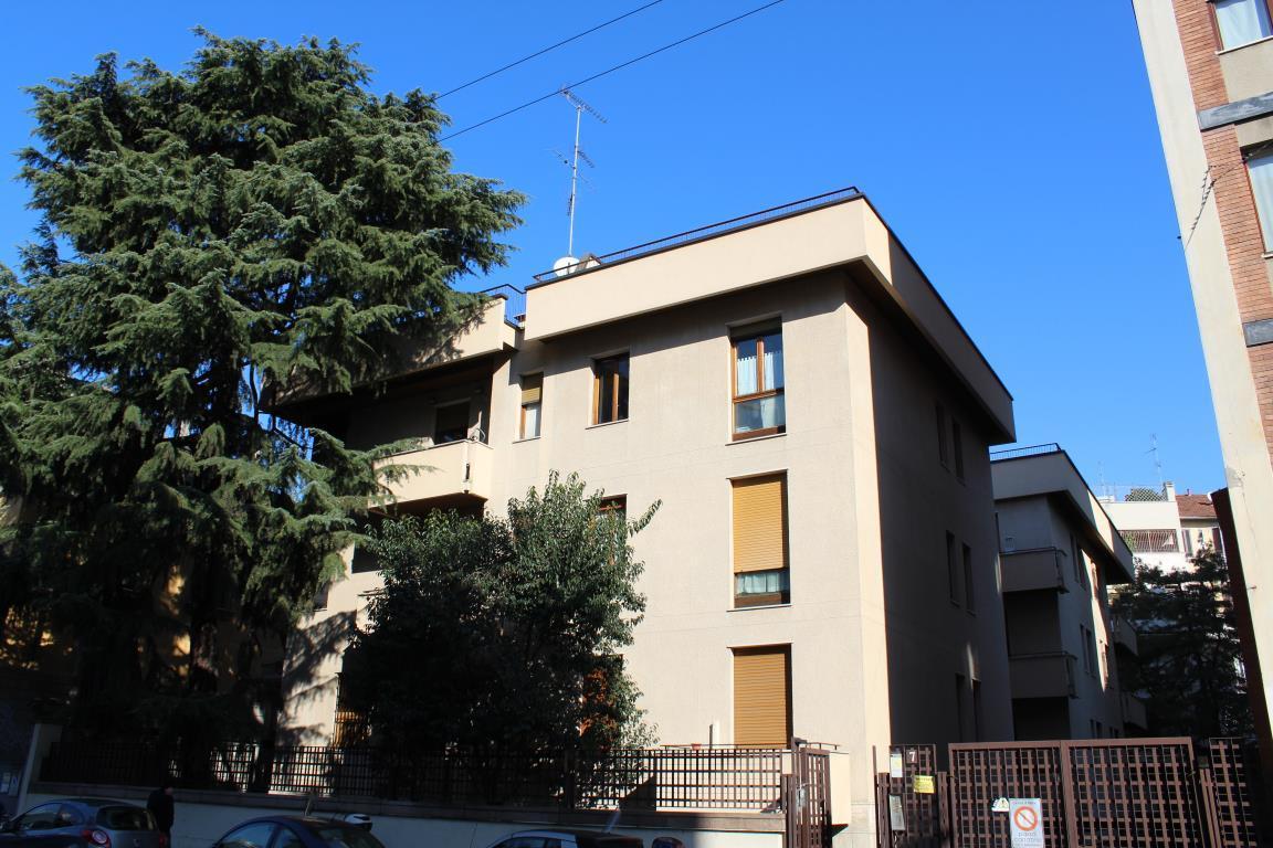 Affitto Appartamento, Milano foto