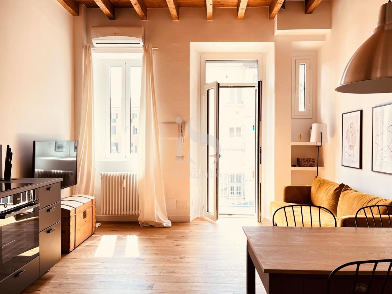 Renta Appartamento, Milano foto