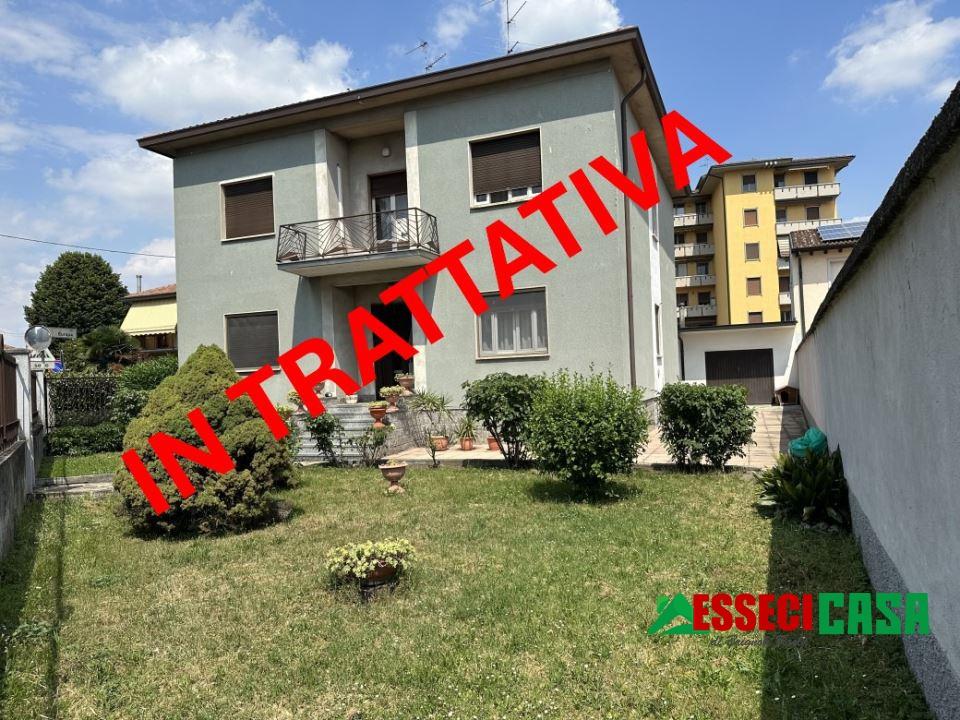 Venta Villa, Arzago d'Adda foto