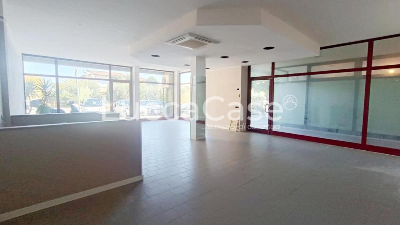 Affitto Locale commerciale, Capannori Affitto Locale commerciale, Capannori foto