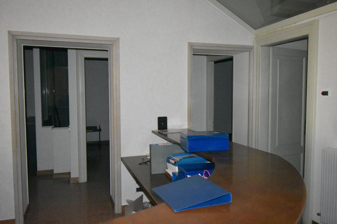 Vendita Esavani, Conegliano foto