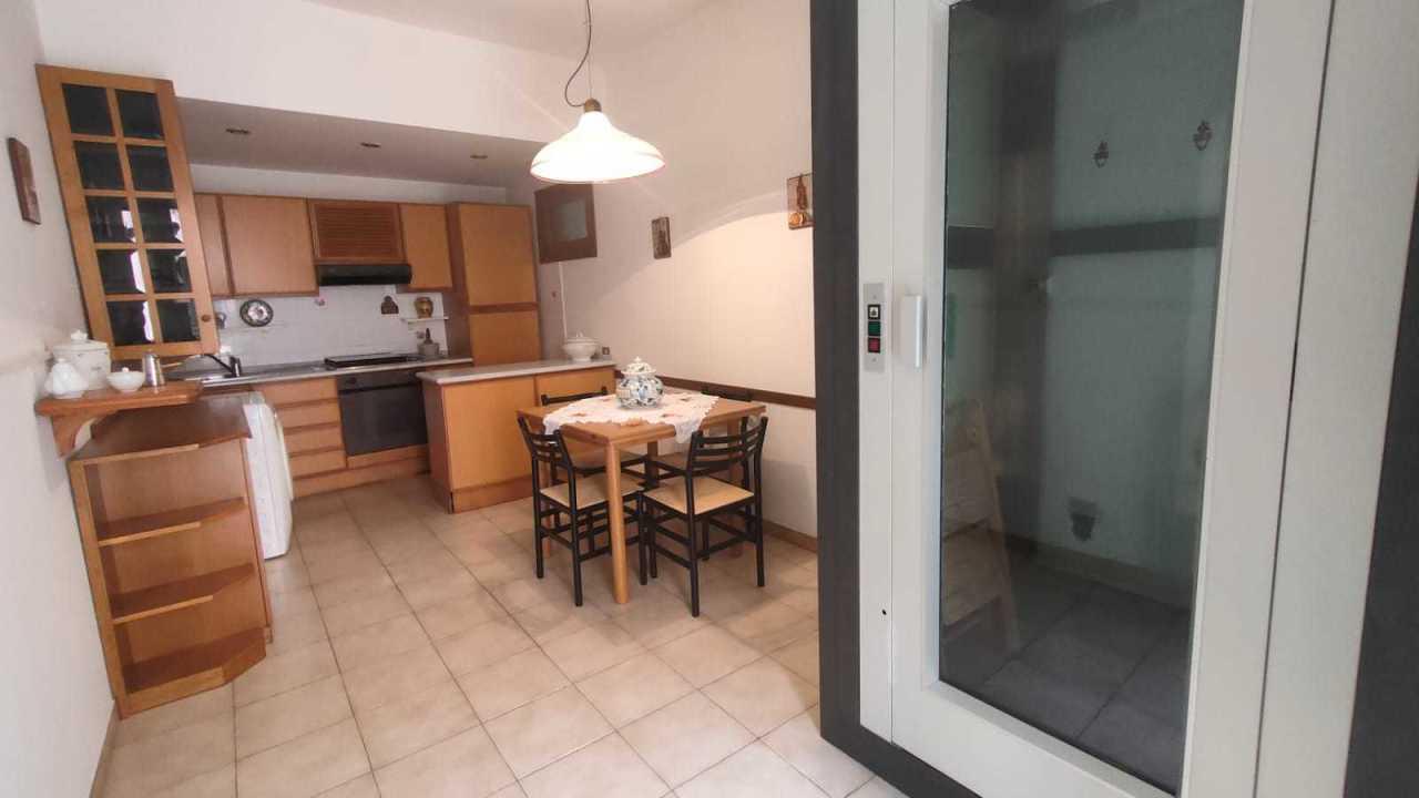 Vendita Quadrivani, Luni Vendita Quadrivani, Luni foto