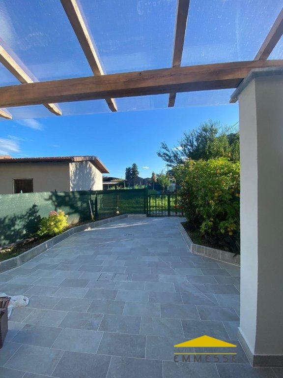 Vendita Quadrivani, Massa foto