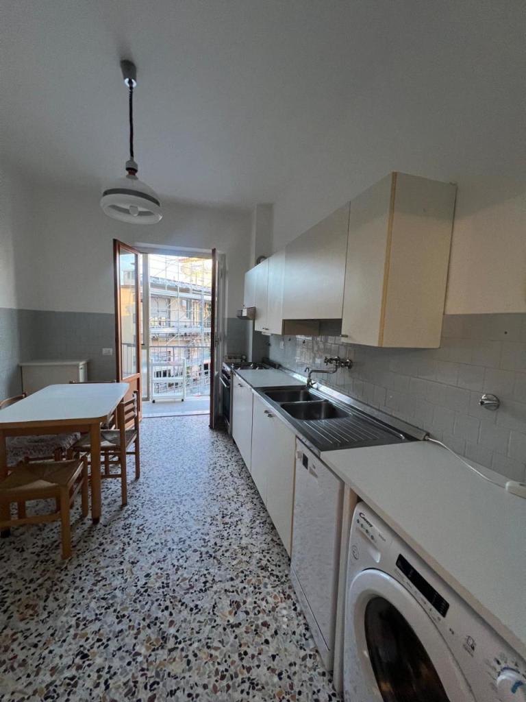 Affitto Quadrivani, Firenze Affitto Quadrivani, Firenze foto