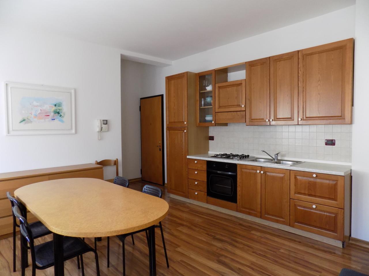 Mieten Zwei zimmer, Padova foto