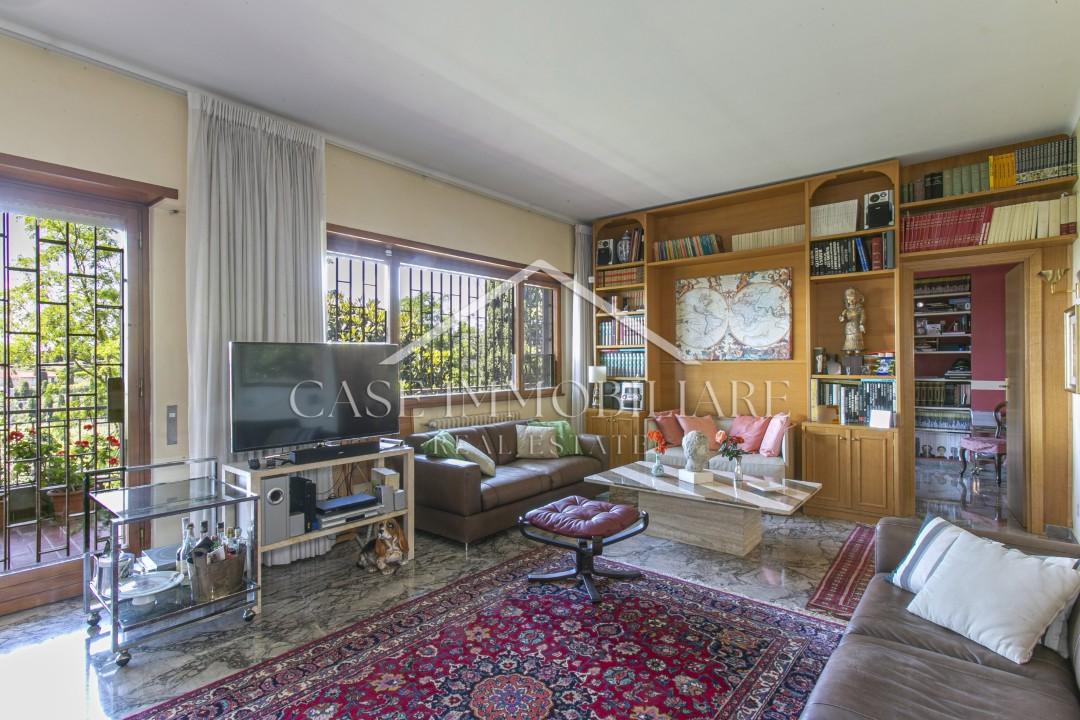 Vendita Eptavani, Roma foto