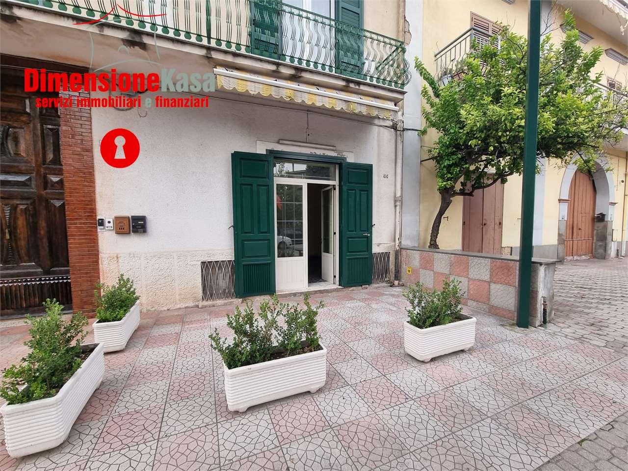 Affitto affitto, Cimitile foto