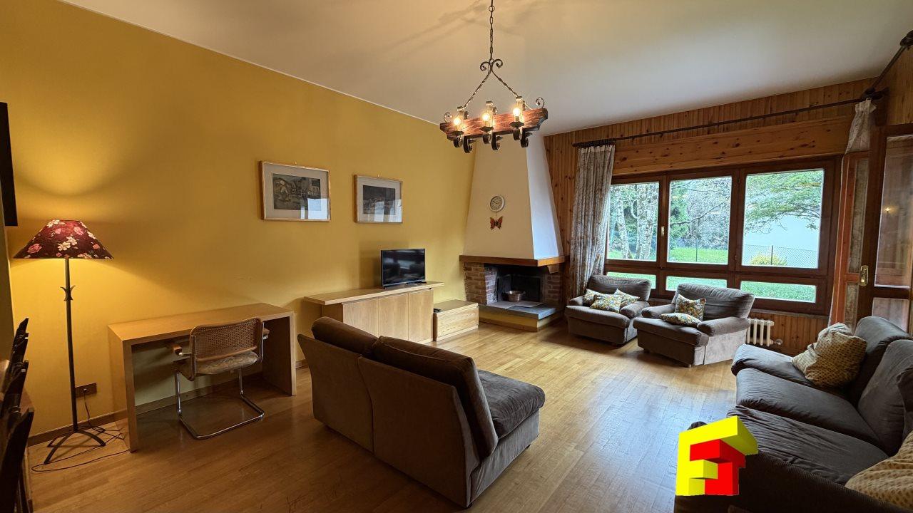 Vendita Quadrivani, Moggio Vendita Quadrivani, Moggio foto