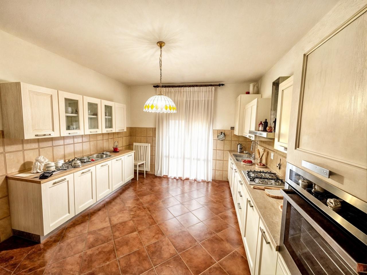 Verkauf Eptavani, Montevarchi foto