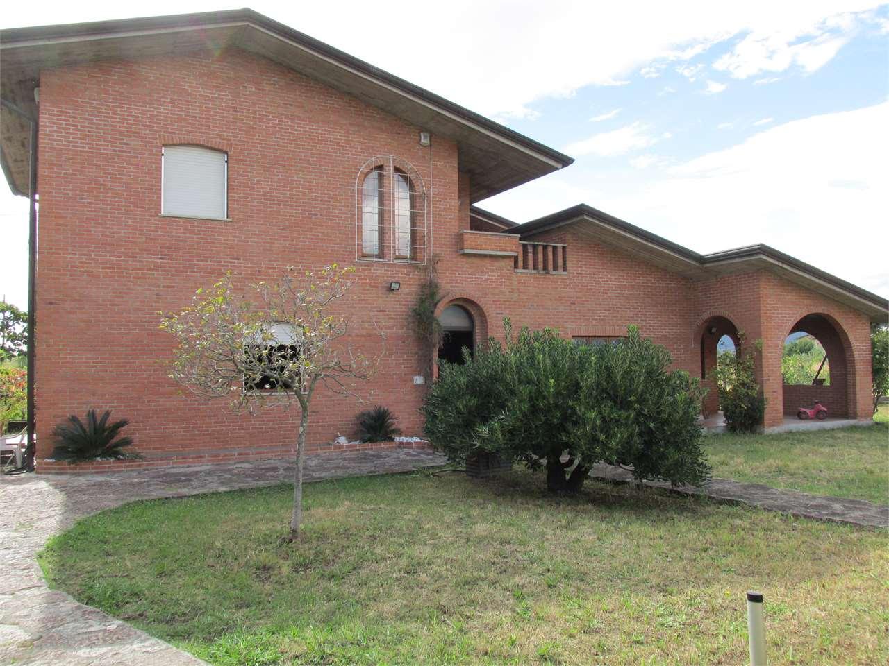 Verkauf vendita, Luni foto