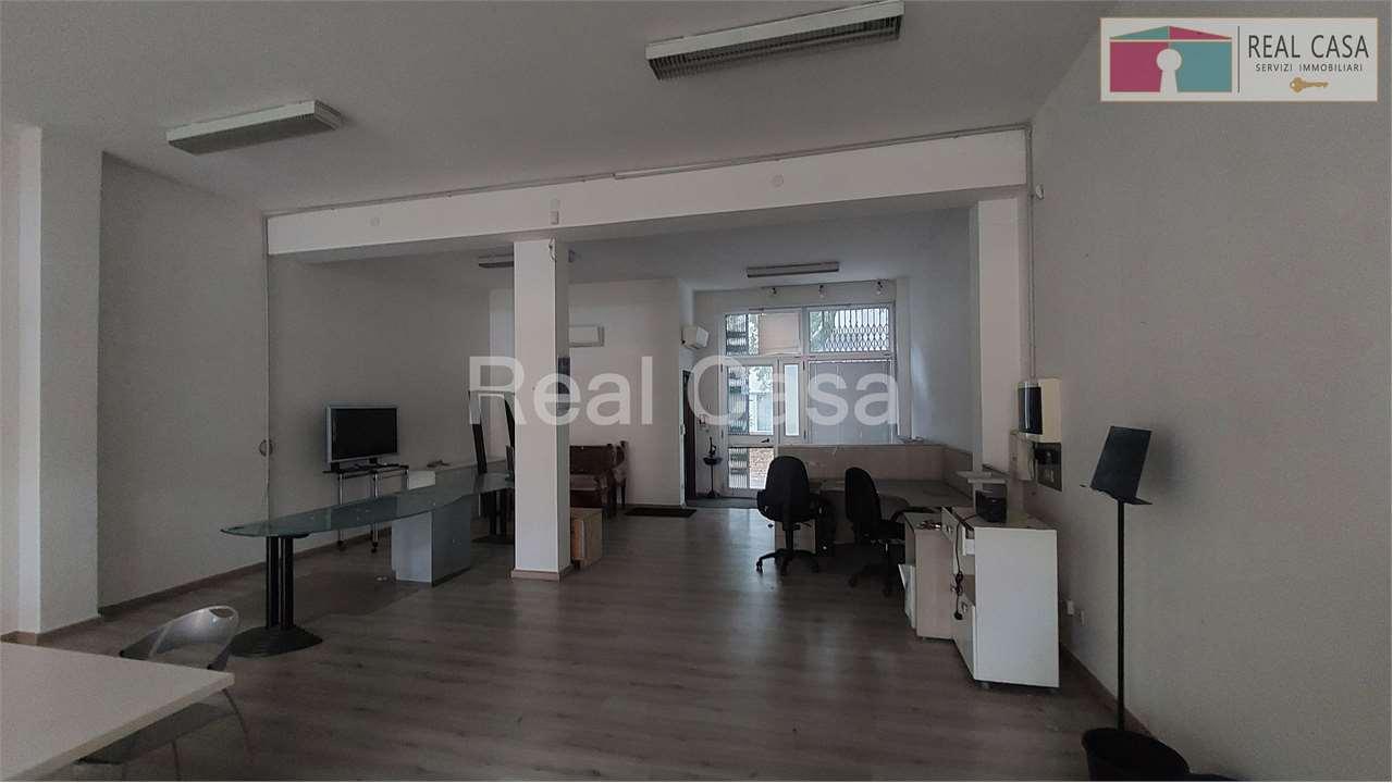 Affitto affitto, Modena Affitto affitto, Modena foto