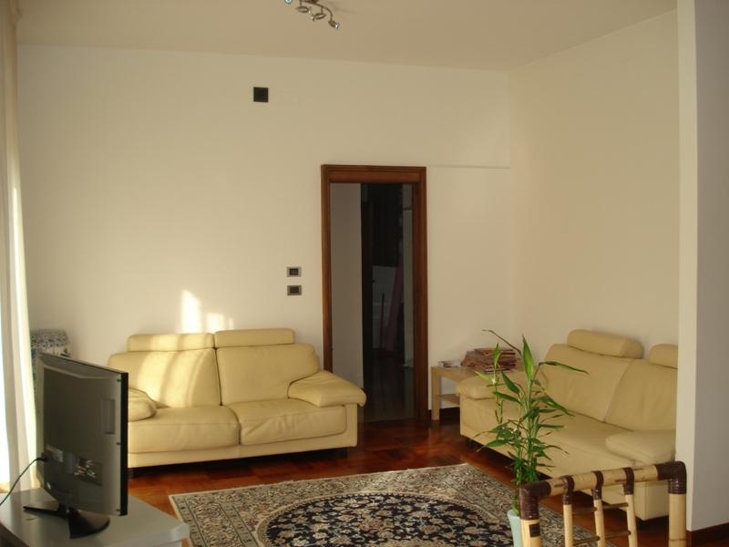 Affitto Quadrivani, Bologna Affitto Quadrivani, Bologna foto