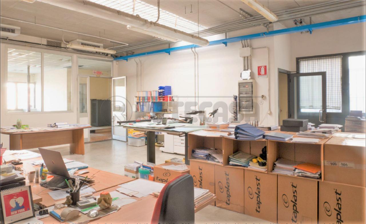 Vendita Locali commerciali, Monticello Conte Otto foto