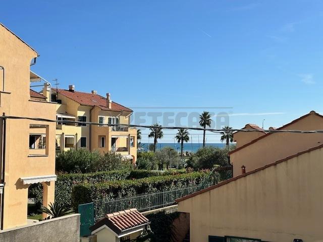 Vendita Trivani, Loano foto