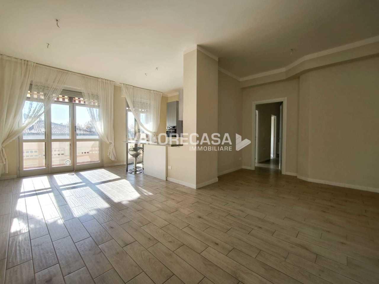 appartamento in vendita a Carrara in zona Marina di Carrara