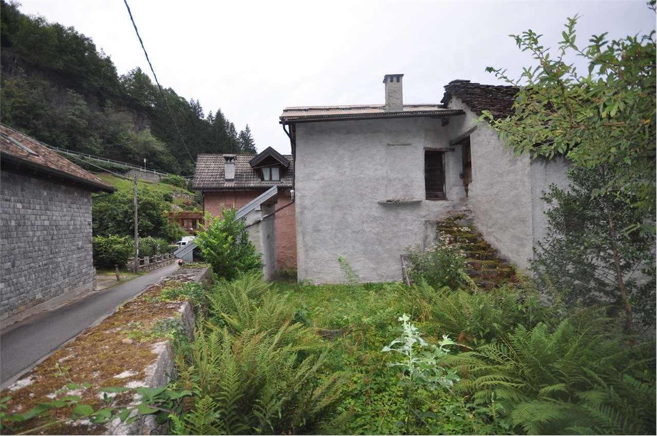 Vendita vendita, Vanzone con San Carlo Vendita vendita, Vanzone con San Carlo foto