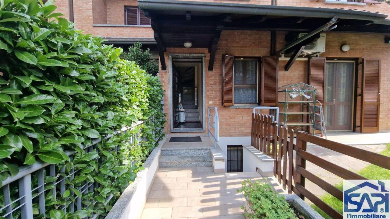 Vendita Casa Semindipendente, Solaro Vendita Casa Semindipendente, Solaro foto