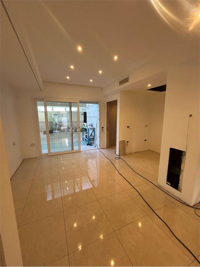 Vendita vendita, Sestu Vendita vendita, Sestu foto