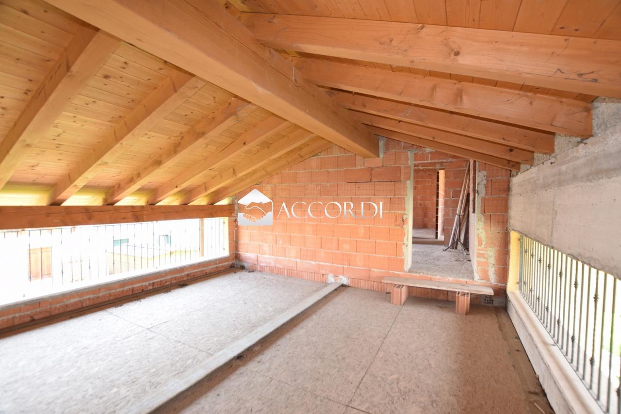 Verkauf Vier zimmer, Borso del Grappa foto