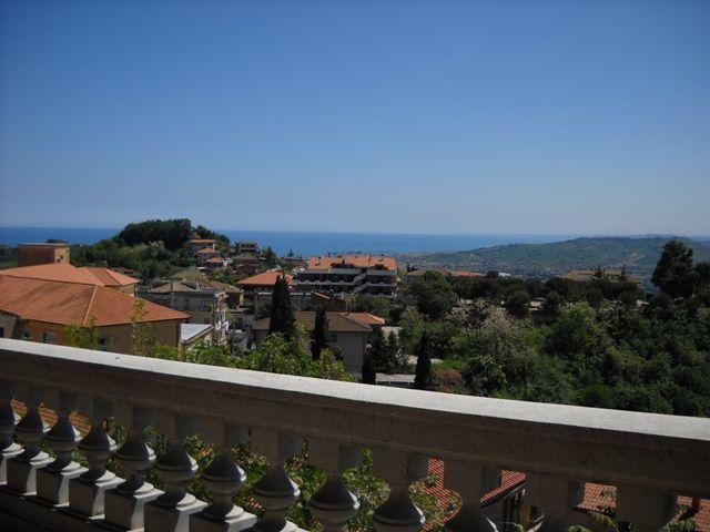 Vendita Esavani, Colonnella foto