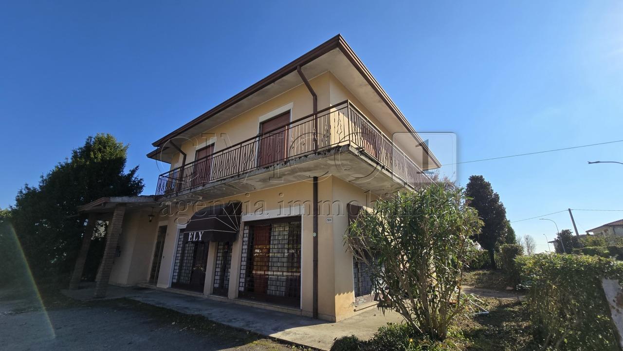 Venta Eptavani, Castegnero foto