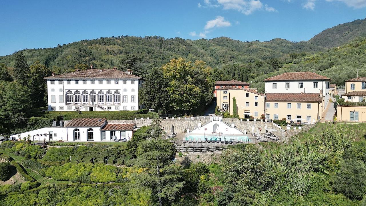 Venta Cuatro habitaciones, Capannori foto