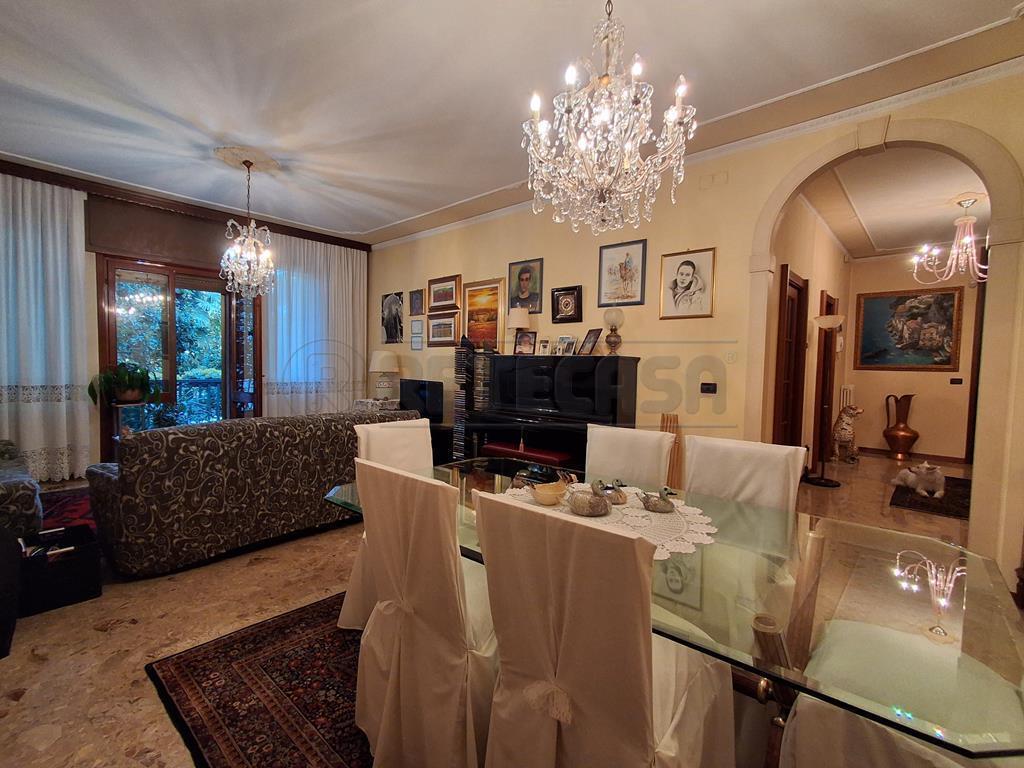 Vendita Eptavani, Vicenza foto