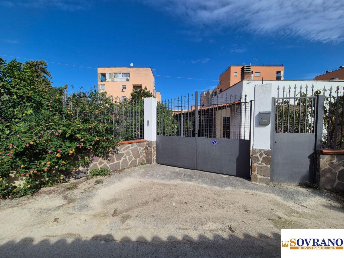 Vendita Quadrivani, Carini foto