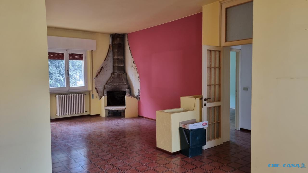 Vendita Quadrivani, Riccione Vendita Quadrivani, Riccione foto