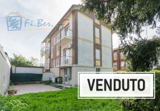 Vendita Villa bifamiliare, Cernusco sul Naviglio Vendita Villa bifamiliare, Cernusco sul Naviglio