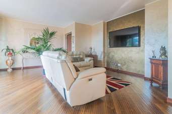 Vendita Appartamento, Limbiate Vendita Appartamento, Limbiate