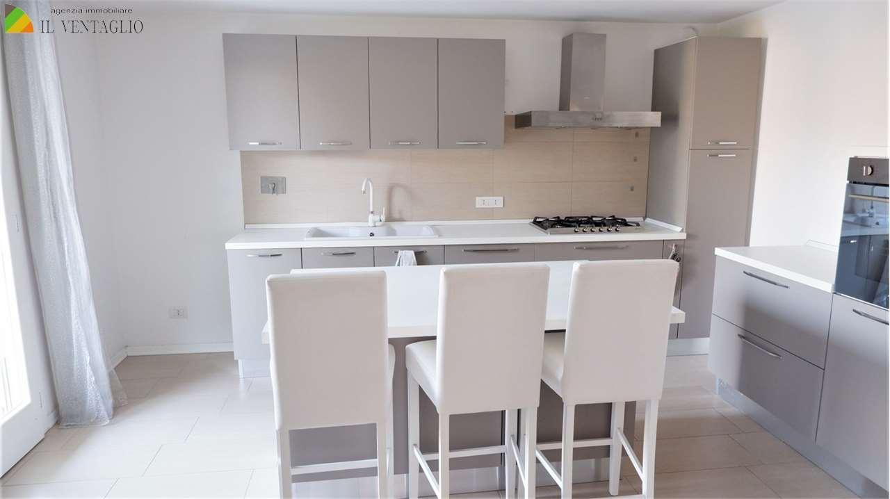 Vendita vendita, Sassuolo Vendita vendita, Sassuolo foto