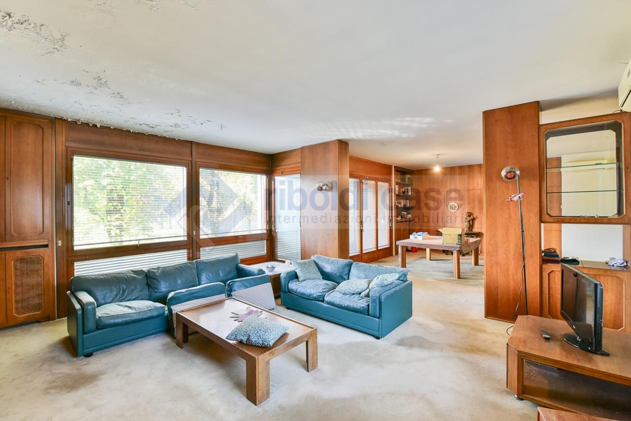 Vendita Multivani, Meda Vendita Multivani, Meda foto