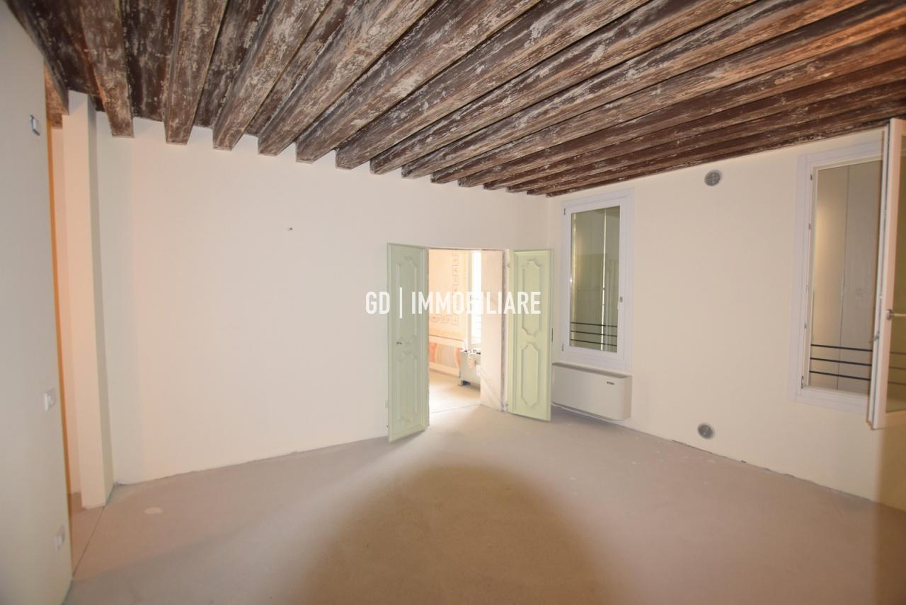 Vendita Quadrivani, Asolo Vendita Quadrivani, Asolo foto