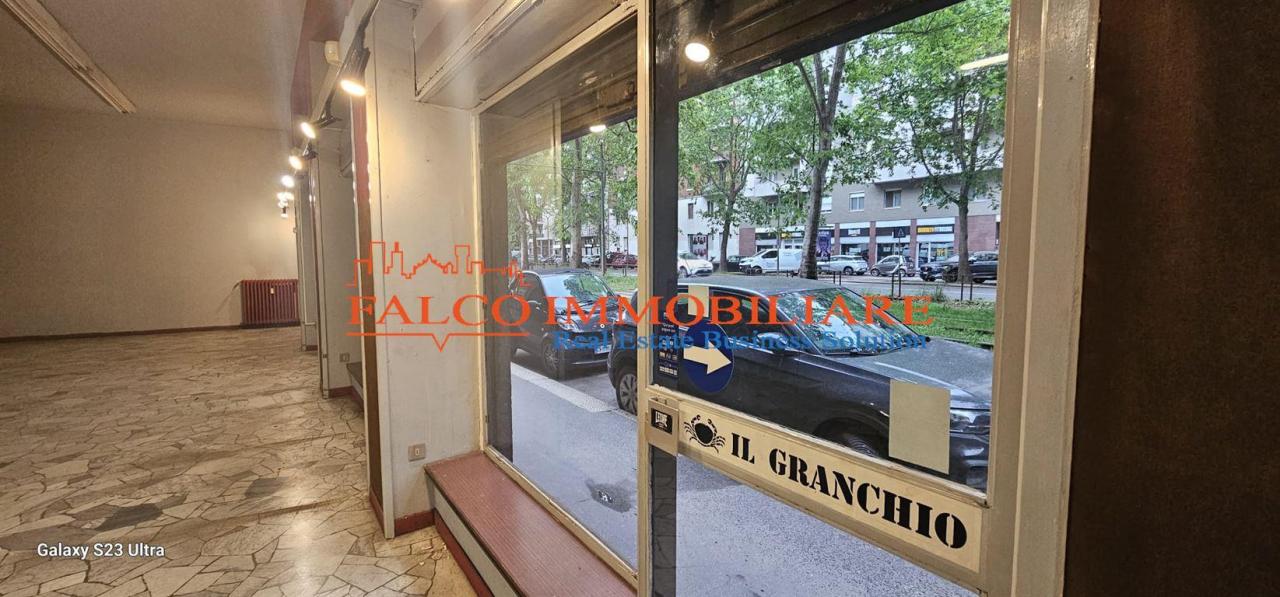 Affitto Negozio, Milano foto
