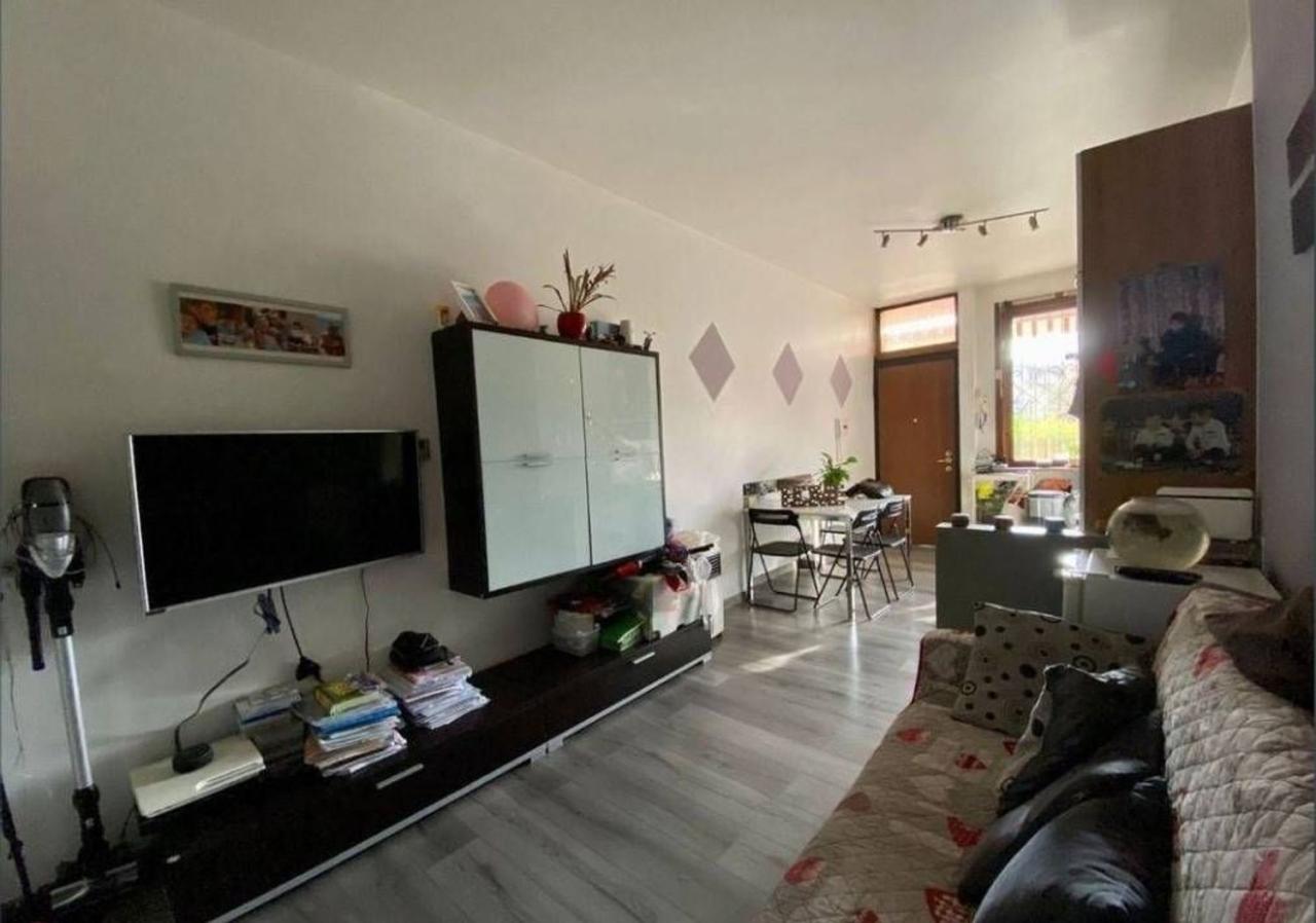 Verkauf Zwei zimmer, Brugherio foto