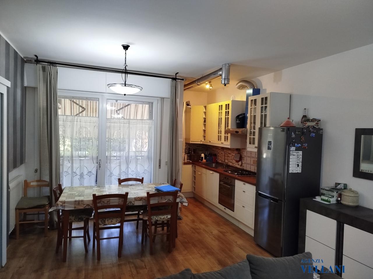 Verkauf Vier zimmer, Correggio foto