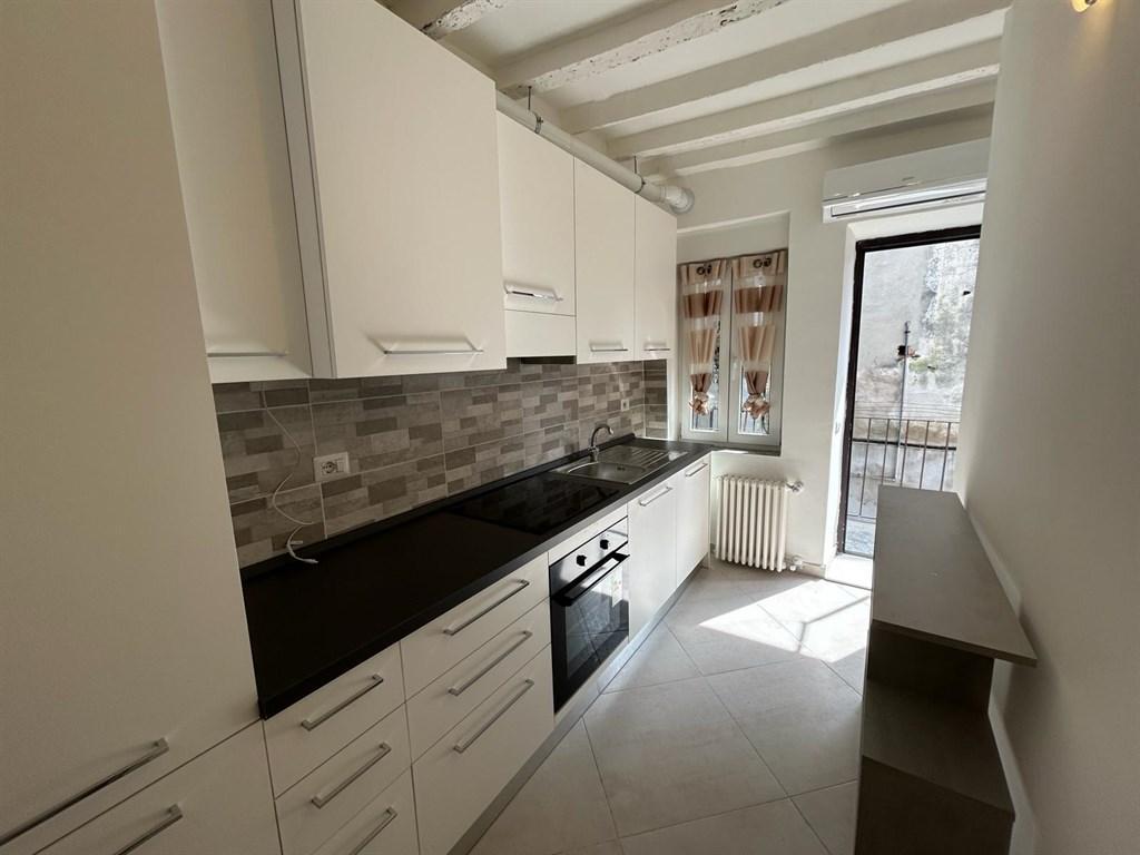 Vendita Appartamento, Opera foto