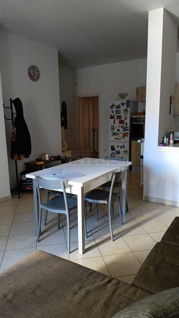 Vendita Case, Maglie foto