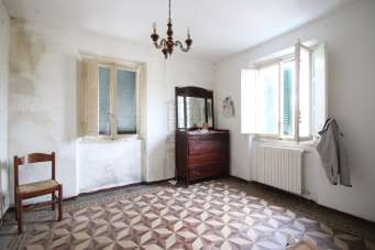 Vendita Pentavani, Lucca Vendita Pentavani, Lucca