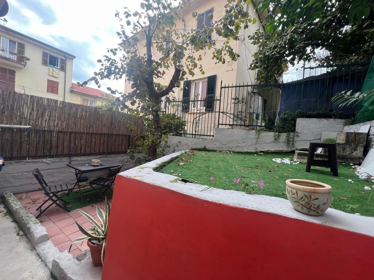 Mieten Zwei zimmer, La Spezia foto