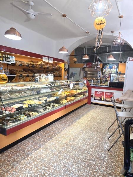 Vendita Locale commerciale, Genova foto