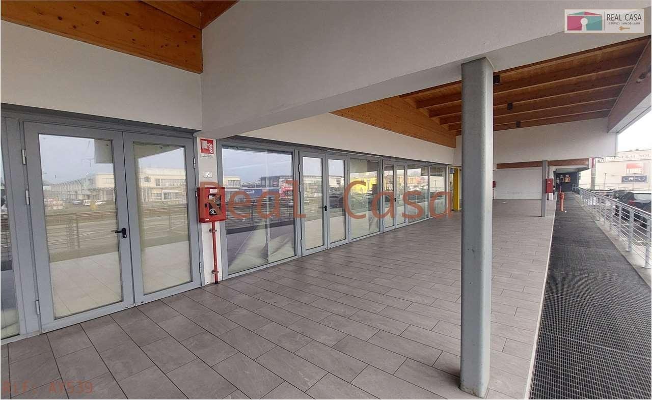 Affitto affitto, Modena foto