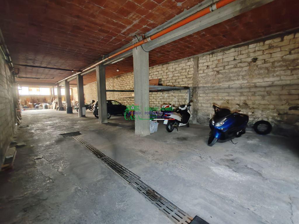 Vendita Box, Ragusa foto