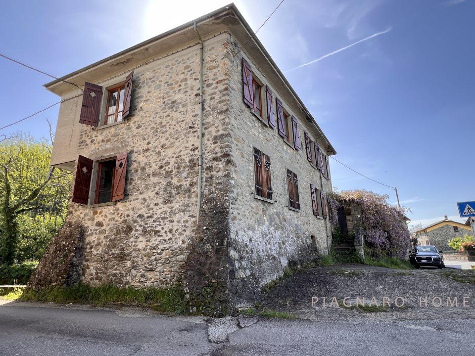 Vendita Multivani, Filattiera foto