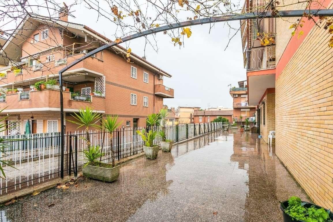 Venta vendita, Roma foto