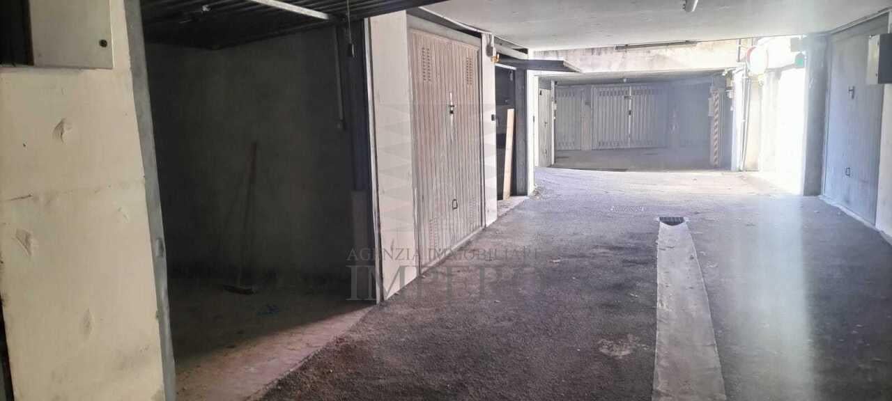 Venta Locales comerciales, Ventimiglia foto