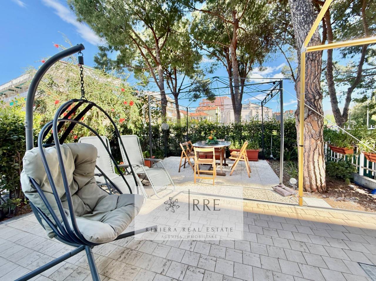 Venta Appartamento, Loano foto