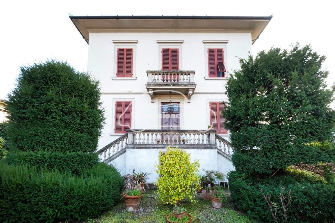 Venta Villa, Lucca foto