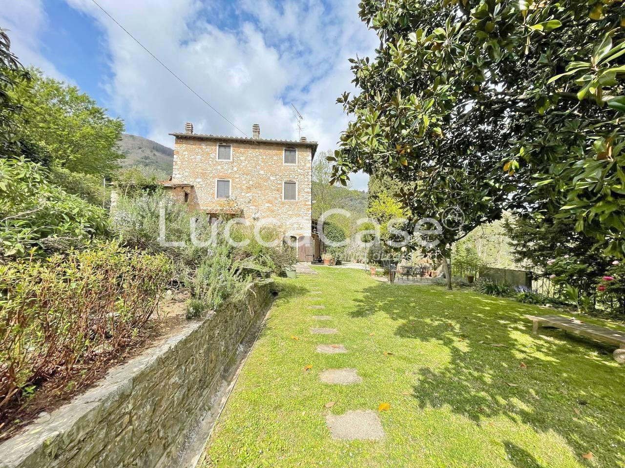 Vendita Rustico, Lucca foto